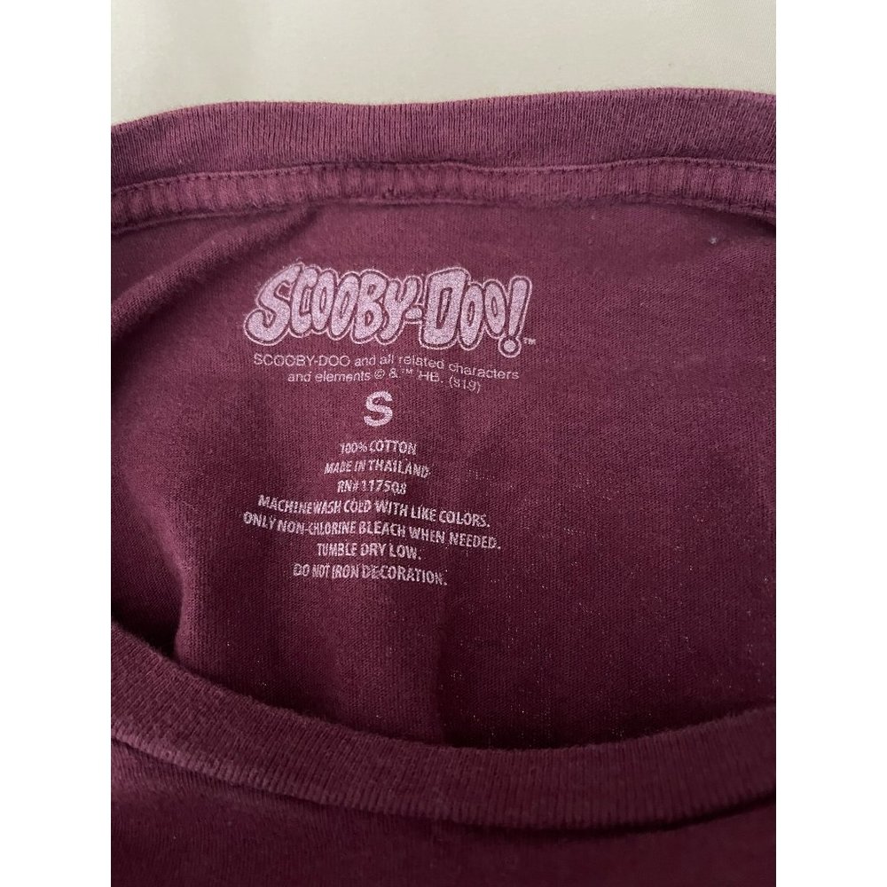 Scooby-Doo Burgundy Short Sleeve Crop Graphic Tee - Picture 7 of 7
